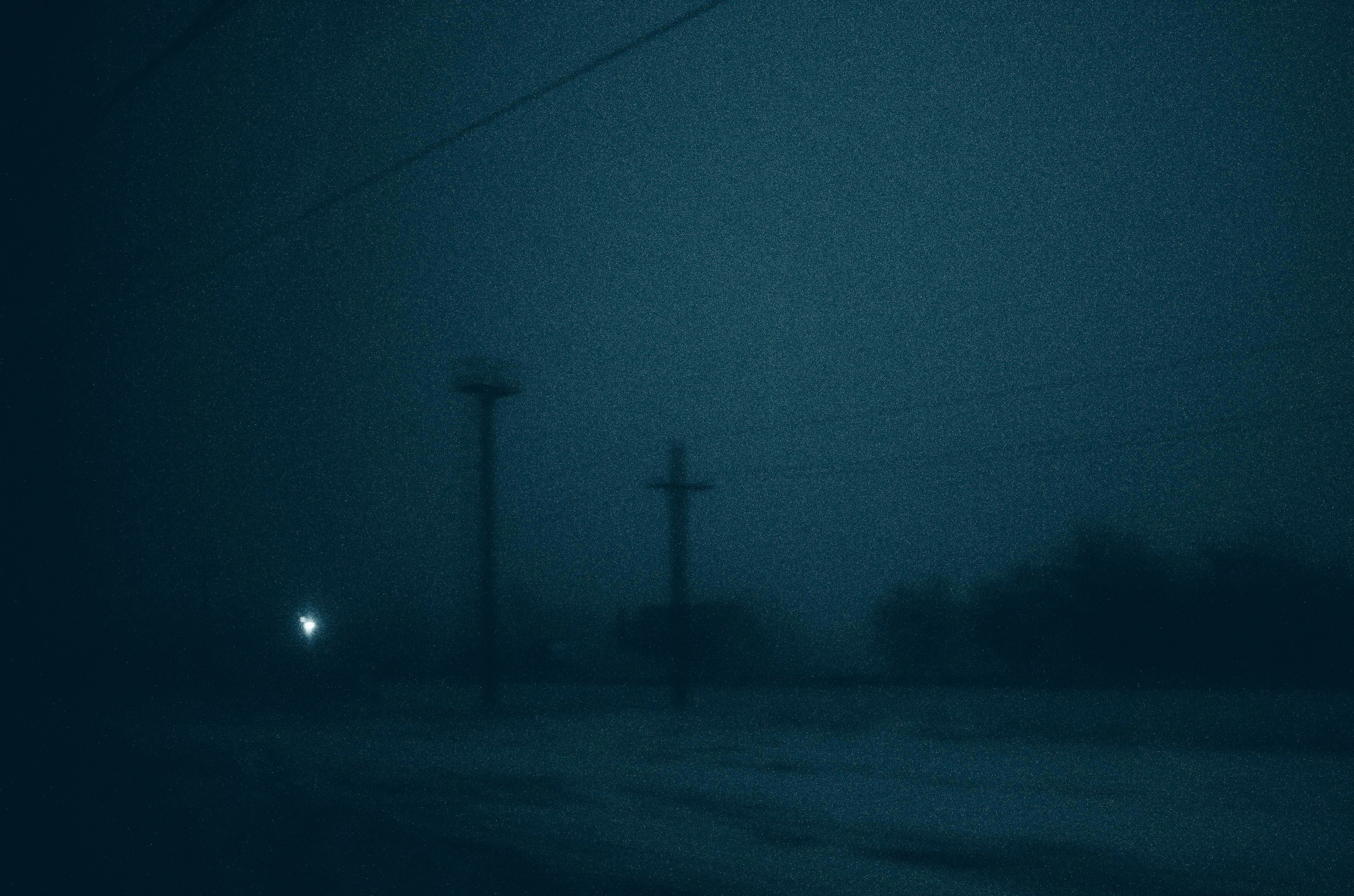 Silent Tracks of Snow